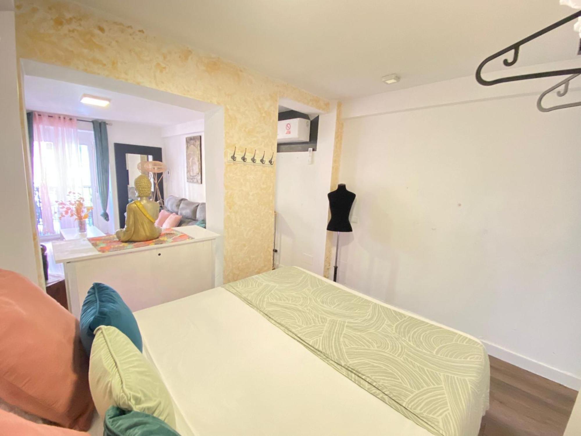 Apartamento Delux Мадрид Экстерьер фото